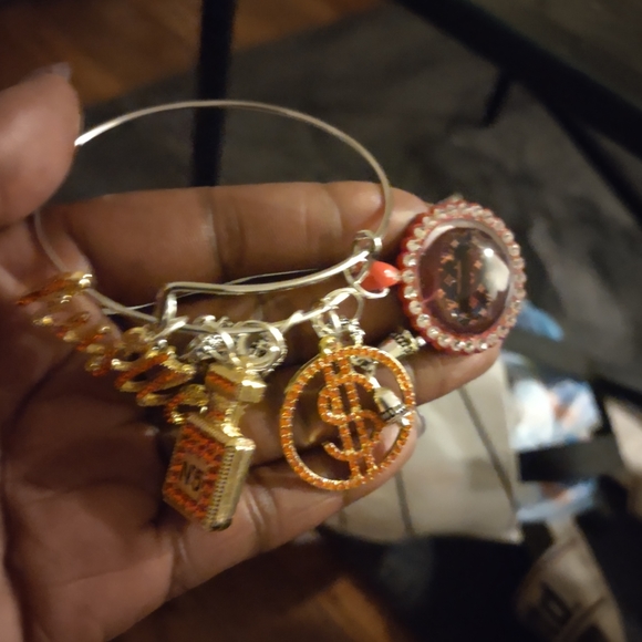 Custom bangles - Picture 4 of 13